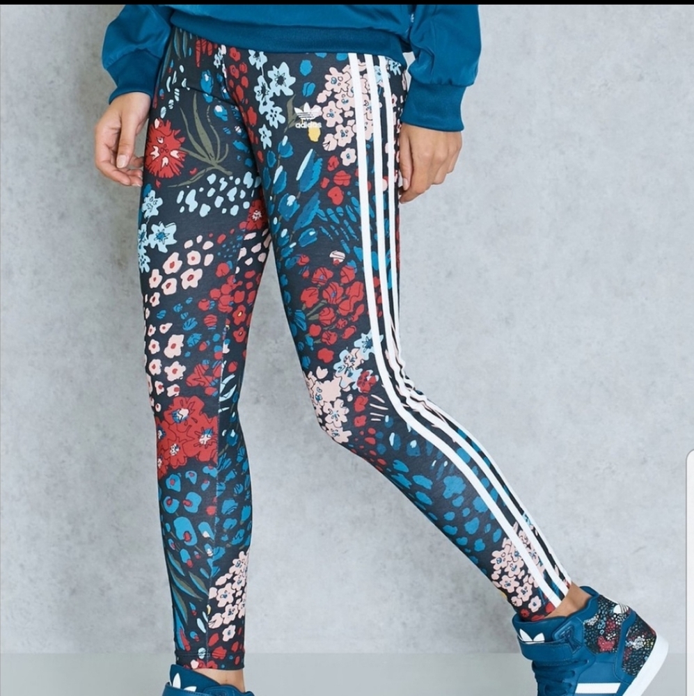 *SOLD*Adidas Blue Floral Set